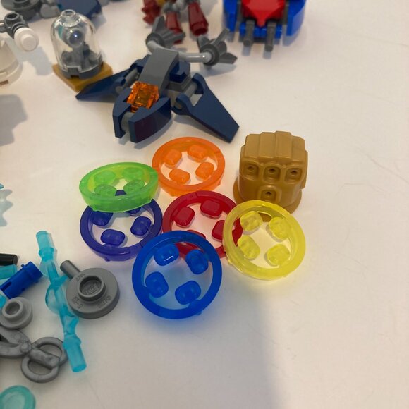 LEGO Marvel Super Heroes: The Avengers Advent Calendar Parts 76196 No Figures - Picture 8 of 9